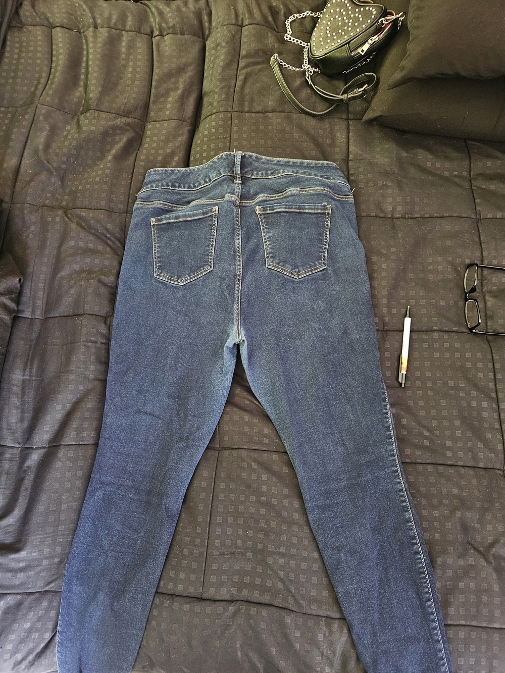 torrid Dark Indigo Skinny Jeans - Picture 3 of 4